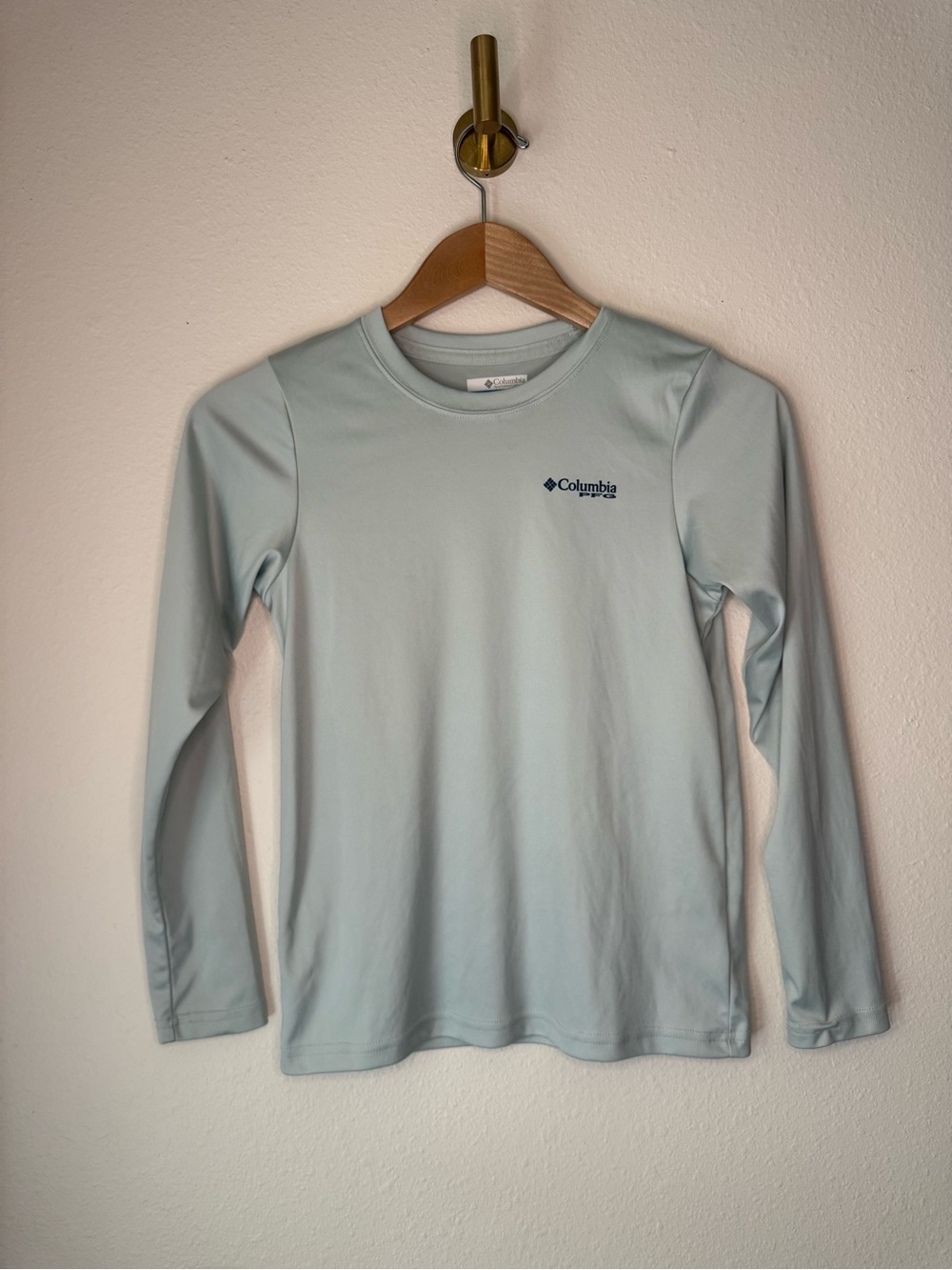 Columbia PFG size Youth Medium Long Sleeve Fishing Shirt Blue Fish Flag Graphic